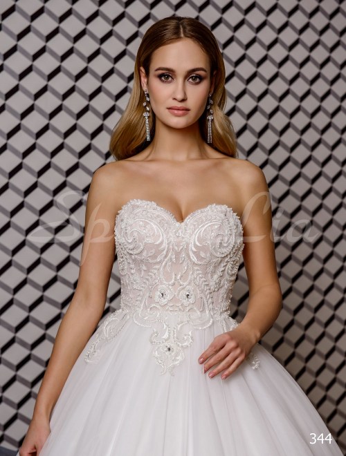 https://www.sposa-lia.com/images/stories/virtuemart/product/344       (2).jpg